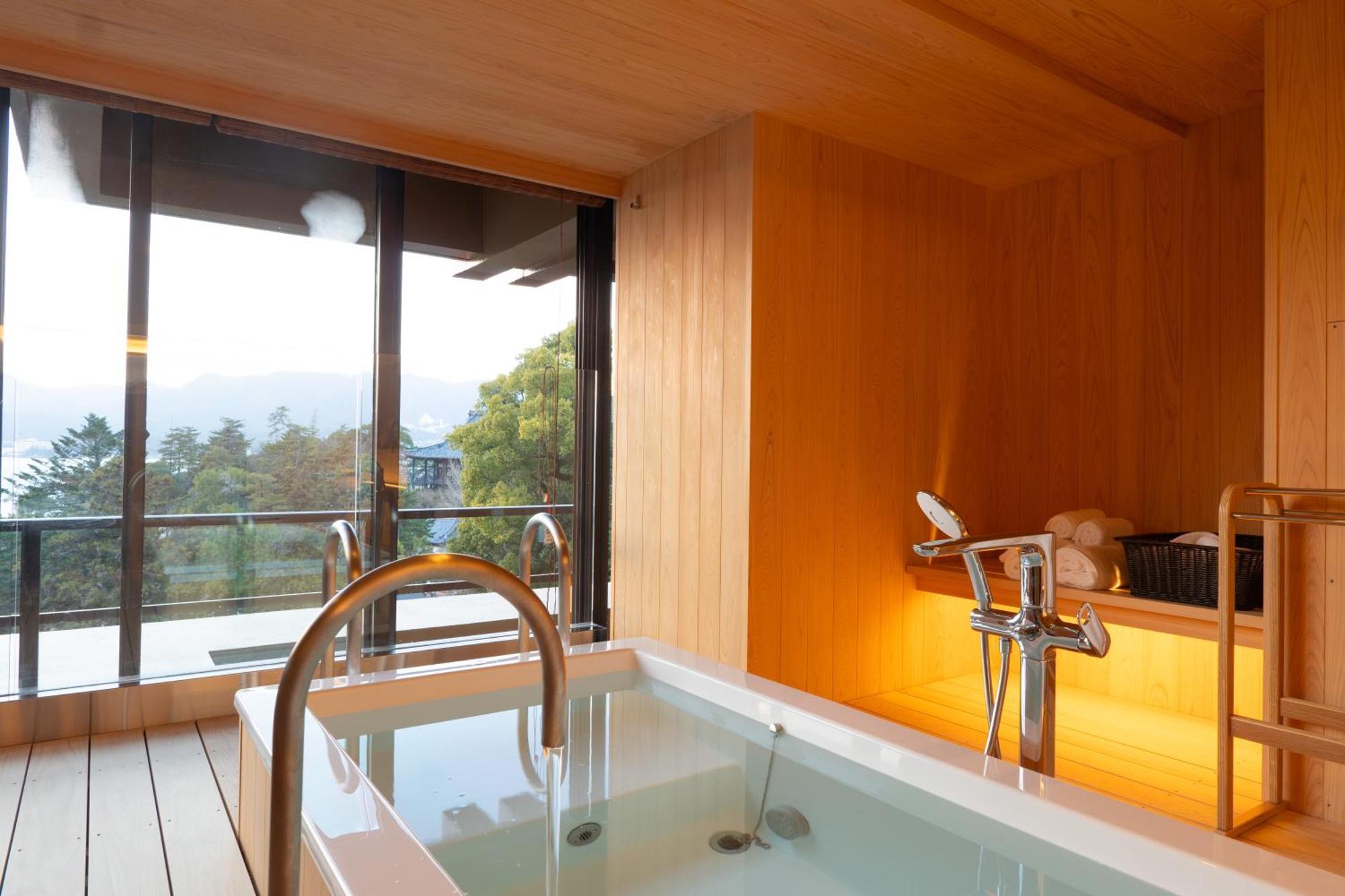 Miyajima Grand Hotel Arimoto Hatsukaichi Exterior foto
